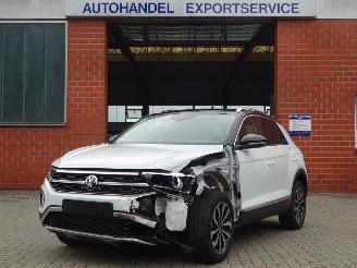 skadebil auto Volkswagen T-Roc Style 110kw/150pk DSG Automaat, Half leer, DAB+, Navi 2026/2