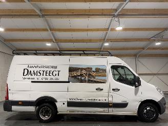 skadebil bedrijf Renault Master 2.3 dCi 92kW T35 DUBBELLUCHT 2012/3