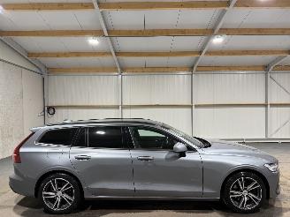 skadebil auto Volvo V-60 2.0B3 120kW Automaat Momentum Advantage 2020/10