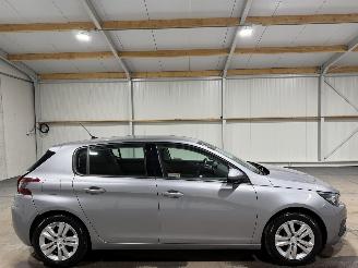 Unfallwagen Peugeot 308 1.2 PureTech 81kW Blue Lease Active 2020/10