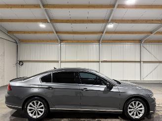 skadebil auto Volkswagen Passat 1.4TSI 110kW Automaat ACT Connected Series 2016/4