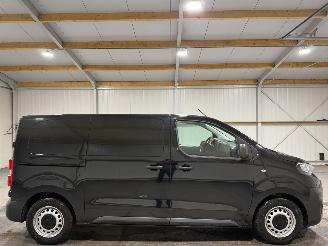 dañado vehículos comerciales Peugeot e-Expert 50kWh 100kW Premium Navi Camera 2022/11