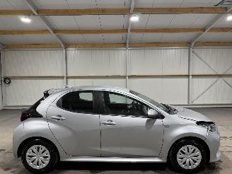 skadebil auto Toyota Yaris 1.5Hybrid 67kW Automaat Active 2022/5
