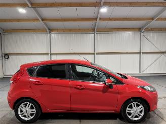 Coche accidentado Ford Fiesta 1.25 44kW Limited 2010/8