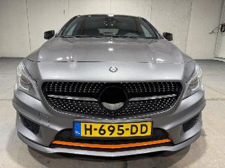 Mercedes Cla-klasse 200 ShootingBrake 115kW Automaat Orange Edition Pano picture 20