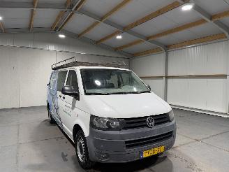 Volkswagen Transporter 2.0TDI 75kW L2H1 DC picture 3