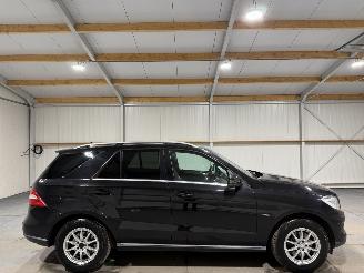 krockskadad bil auto Mercedes M-klasse 350BlueTech 190kW Automaat 2011/11