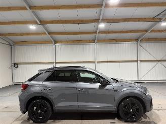 škoda osobní automobily Volkswagen T-Roc 1.5TSI 110kW Automaat R-Line 2024/5