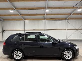 Schadeauto Volkswagen Golf 1.0TSI 85kW ComfortLine 2017/1