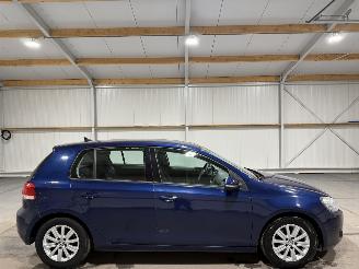 Unfallwagen Volkswagen Golf 1.6TDI 77kW Bluemotion ECC Navi 2012/10
