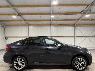 Schadeauto BMW X6 M50D 280kW AWD Motorshaden Automaat Schuifdak 2017/10