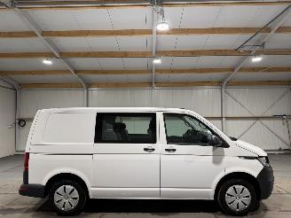 krockskadad bil bedrijf Volkswagen Transporter 2.0TDI 81kW L1H1 Airco 2022/10
