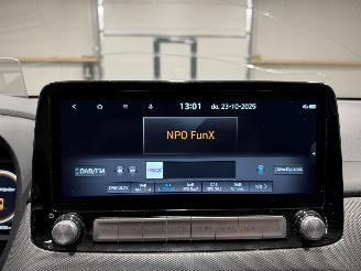 Hyundai Kona 64kWh 150kW Fashion picture 32