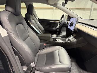 Tesla Model Y 75kWh Long Range AWD 258kW picture 36