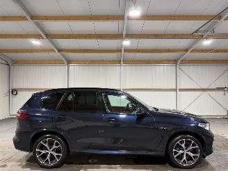 Damaged car BMW X5 X-DRIVE45E 3.0 210kW Automaat Pano Executive 2021/11