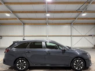 skadebil auto Kia Ceed 1.6GDI PHEV 77kW Automaat DynamicPlusLine 2022/1