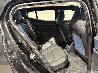 Volvo EX30 69kWh Extended Range Core 200kW Single motor picture 41