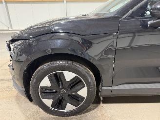 Volvo EX30 69kWh Extended Range Core 200kW Single motor picture 15