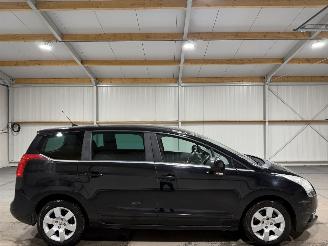 Damaged car Peugeot 5008 1.6VTi 88kW Blue Lease 2011/6