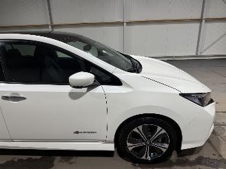 Nissan Leaf 40kWh N-Connecta 110kW Automaat picture 14