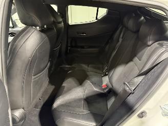 Toyota CH-R 1.8Hybrid 72kW Executive picture 37