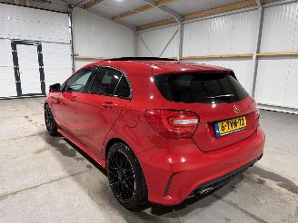 Mercedes A-klasse 180  90kW Automaat Ambition Pano Comfort picture 12