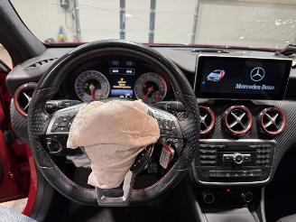 Mercedes A-klasse 180  90kW Automaat Ambition Pano Comfort picture 32