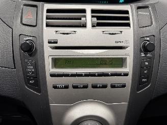 Toyota Yaris 1.0VVTi 51kW Airco Terra picture 33