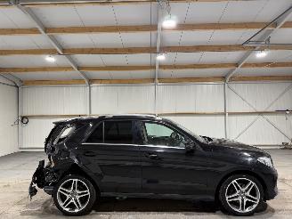 krockskadad bil auto Mercedes GLE 350d 190kW 4-Matic AMG Sport Edition Pano Luchtvering 2017/3