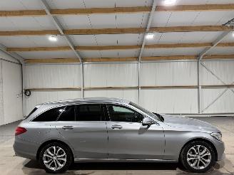 Damaged car Mercedes C-klasse 200 135kW Automaat Ambition 2015/4
