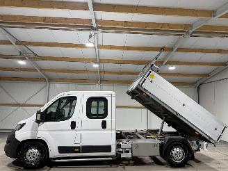 uszkodzony samochody ciężarowe Peugeot Boxer 2.2BlueHDI 121kW Zwaar Kiper PRO DC 2020/9