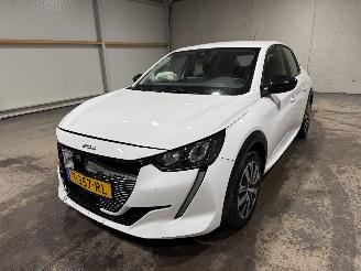 Peugeot e-208 50kWh 100kW Active Pack picture 10