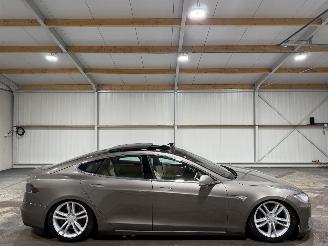  Tesla Model S 85D 311kW Pano Base 2015/11
