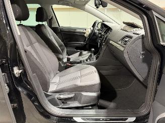 Volkswagen Golf 1.4TSI 92kW Connected Series picture 41