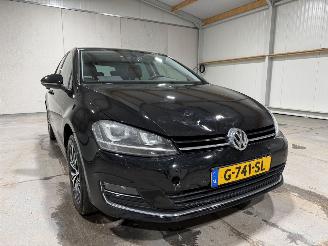 Volkswagen Golf 1.4TSI 92kW Connected Series picture 22