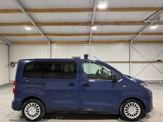Vaurioauto  passenger cars Toyota ProAce 2.0D 90kW 8-Pers  Automaat Airco Zoeklicht Zwaailicht 2020/10