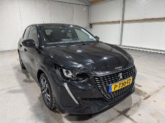 Peugeot 208 1.2PT 74kW Allure Pack picture 3