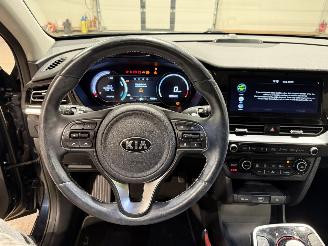 Kia e-Niro 64kWh 150kW DynamicPlusLine Schuifkanteldak picture 38