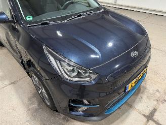Kia e-Niro 64kWh 150kW DynamicPlusLine Schuifkanteldak picture 19