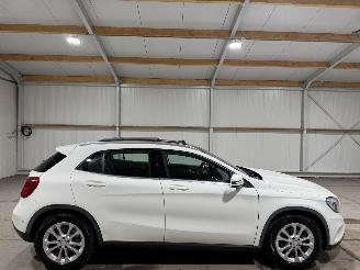 Schadeauto Mercedes GLA 200 115kW Automaat Ambition Pano 2016/4