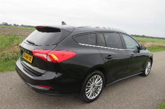 škoda osobní automobily Ford Focus 1.0 92kw euro 6 Eco Boost Titanium Business Camera Navigatie  12-2019 2019/12
