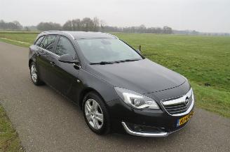krockskadad bil auto Opel Insignia SPORTS TOURER SW 1.6 136PK CDTI  ECO BUSINESS+ Vol Optie  euro 6 2015/10