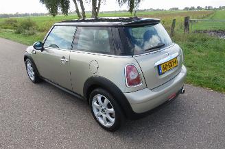 Mini Cooper 1.6  Cooper Pepper 2008  Airco 214.000km nap picture 4