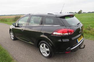 krockskadad bil auto Renault Clio 1.5 DCI  90pk Euro 6 Night&Day  topstaat Camera Navigatie Stoelverwarming 2014/10