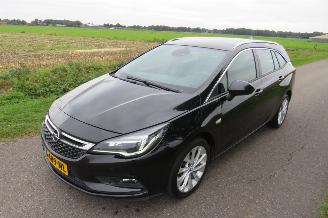 damaged passenger cars Opel Astra SPORTS TOURER+ 14 150PK  INNOVATION SPORT Camera Navigatie Clima  2018 2018/11