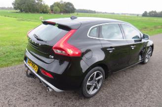 Volvo V-40 2.0 D2 R Design 120pk 180.000km nap Camera Navie Leer Stoelverwarming 2015-09 picture 8