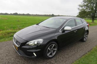 Volvo V-40 2.0 D2 R Design 120pk 180.000km nap Camera Navie Leer Stoelverwarming 2015-09 picture 3