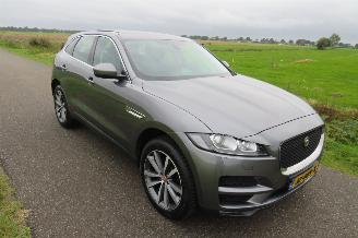 Jaguar F-Pace 2.0D 180pk Automaat Portofolio 4 AWD Panoramadak  [ splinter nieuwe Motor bij 137.000 km SUV picture 18