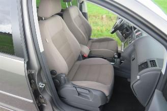 Volkswagen Touran 14 TSi 170pk Automaat   Highline Busines 226.000km [ splinter nieuwe Distrubitie picture 21