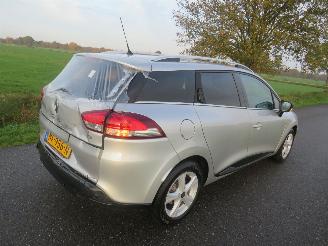 Renault Clio 0.9 TCe Estate Limited 170.000km nap  Navigatie   2017  [ topstaat picture 17